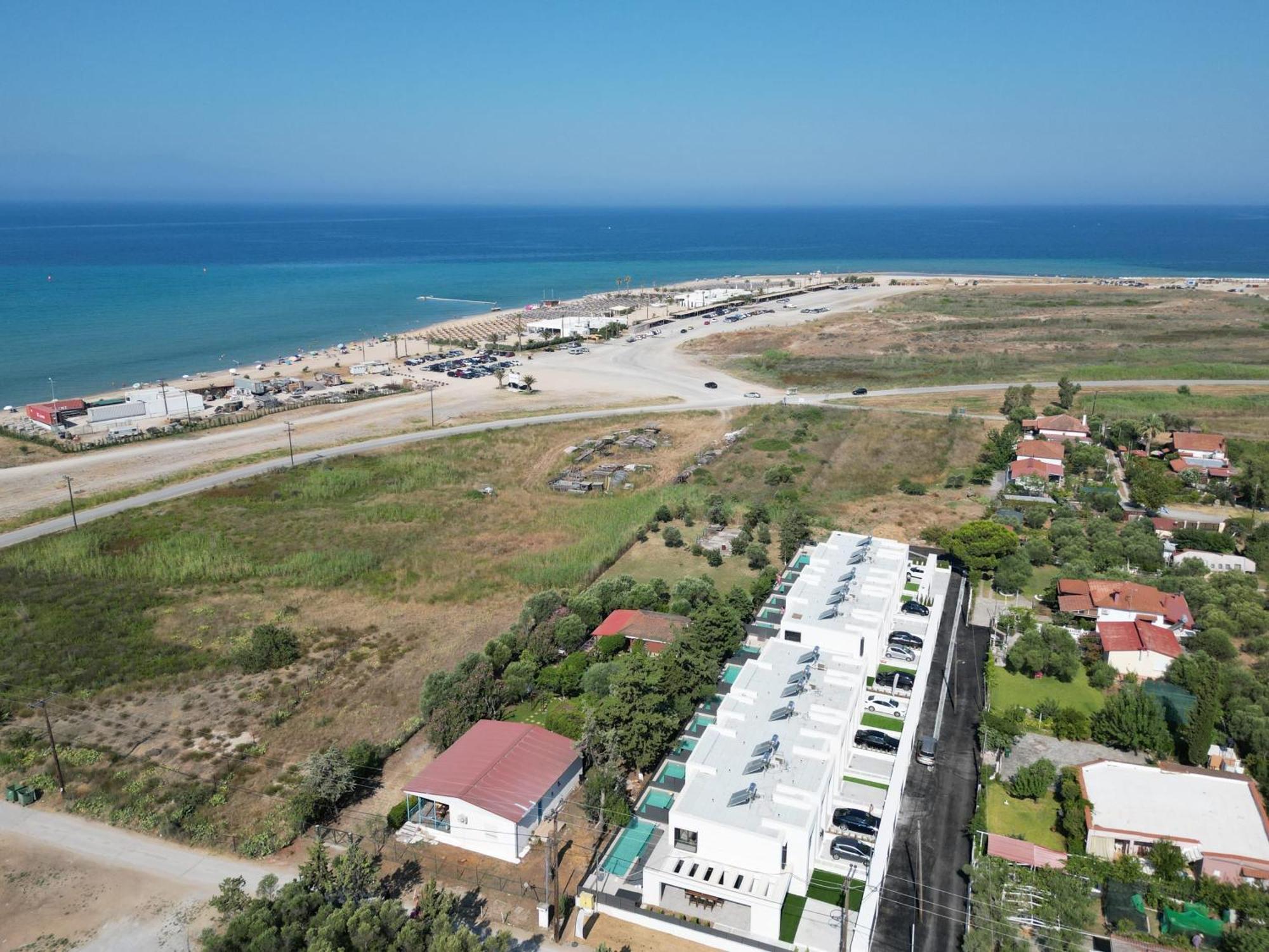 Serene Villas Halkidiki - Cfront Private Pool Nea Iraklia Exterior photo